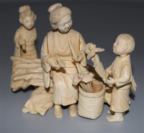 Japanese ivory group of gardeners